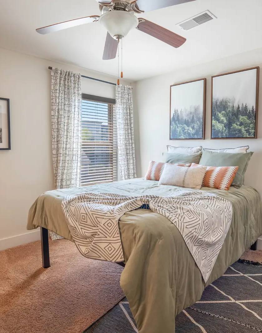 Room photo, 1019 Macomber Dr, Urbana, IL 61801